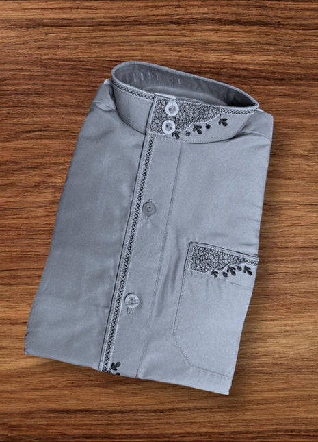 Classic Daffah Embroidered Thobe for Kids